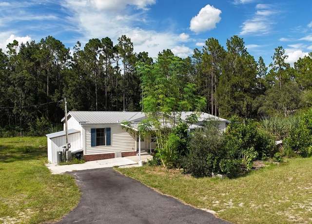 Property at 18471 SW 44th St, Dunnellon, FL 34432, 3 beds, 2 baths