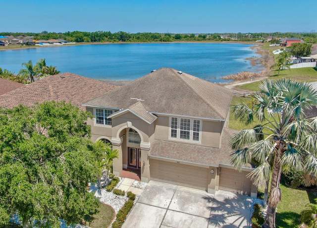 Property at 632 Tanana Fall Dr, Ruskin, FL 33570, 5 beds, 2.5 baths