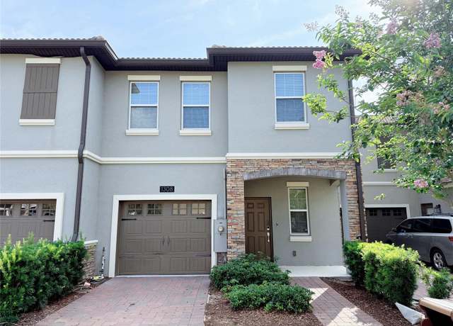 Property at 1308 Shinnecock Hills Dr, Davenport, FL 33896, 3 beds, 2.5 baths