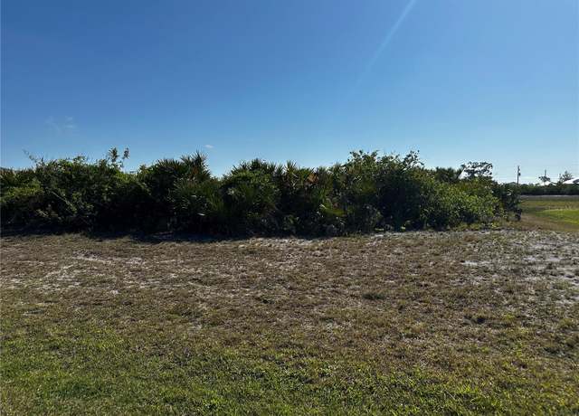 Property at 174 Wright Dr, Rotonda West, FL 33947
