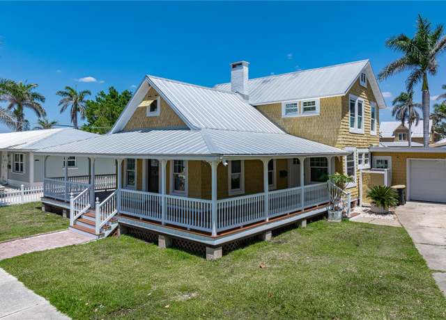 Property at 110 Gilchrist St, Punta Gorda, FL 33950, 3 beds, 2.5 baths
