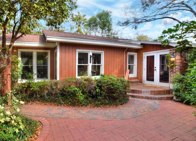 Property at 810 Orange Park Ave, Lakeland, FL 33801, 3 beds, 2.5 baths