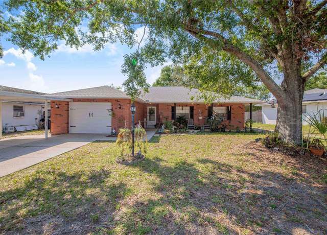 Property at 40 Westridge Rd, Davenport, FL 33837, 3 beds, 2 baths