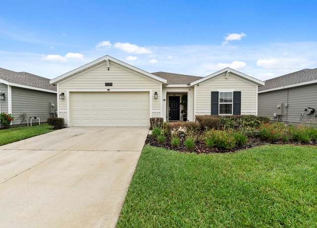 Property at 4338 Finch Ln, Kissimmee, FL 34746, 4 beds, 2 baths