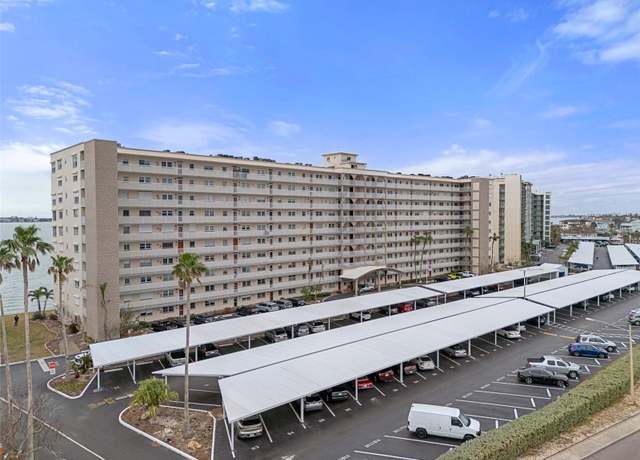 Property at 5980 Shore Blvd S #312, Gulfport, FL 33707, 2 beds, 2.5 baths