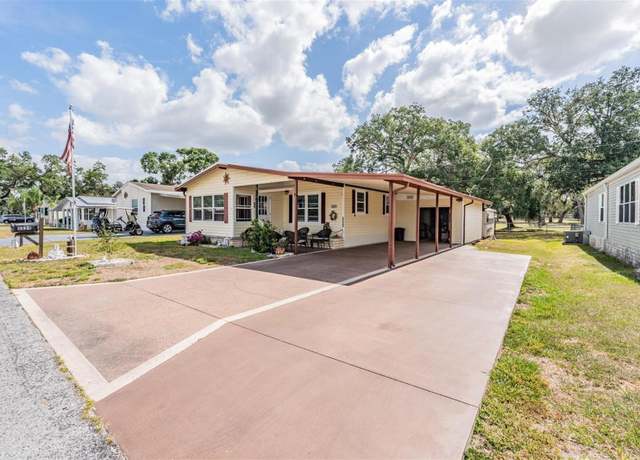 Property at 5524 Betmar Dr, Zephyrhills, FL 33542, 2 beds, 2 baths