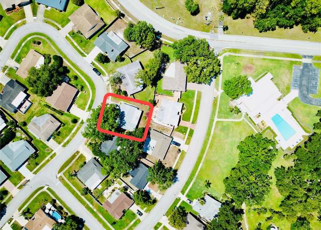 Property at 2212 Portside Psge, Palm Harbor, FL 34685, 2 beds, 2 baths