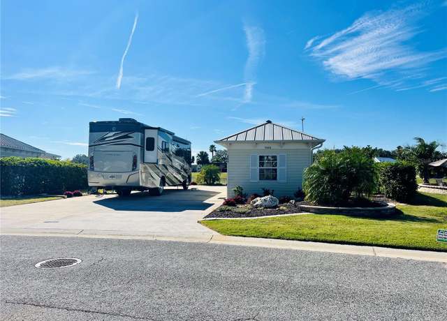 Property at 9404 SE 49th Ter, Webster, FL 33597
