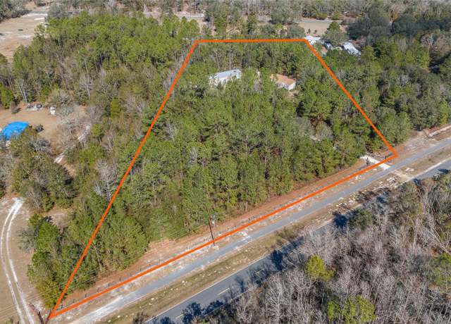 Property at 2707 SW County Road 18, Fort White, FL 32038, 3 beds, 2 baths