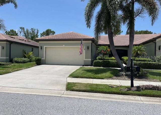 Property at 11049 Batello Dr, Venice, FL 34292, 2 beds, 2 baths