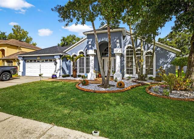 Property at 9220 Hidden Water Cir, Riverview, FL 33578, 4 beds, 3 baths