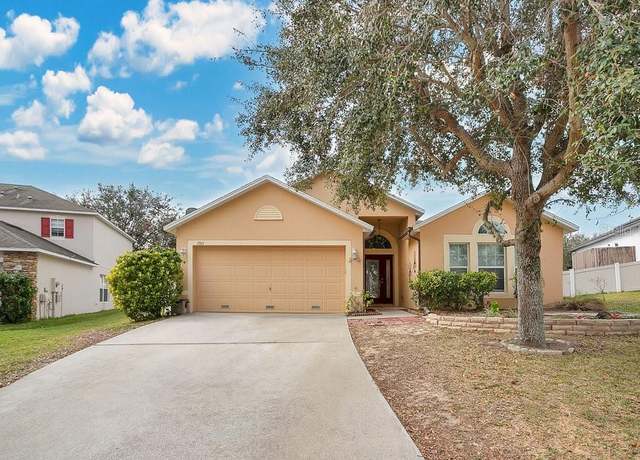 Property at 1011 Susan Dr, Lake Wales, FL 33853, 4 beds, 2 baths