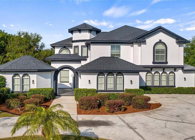 Property at 10651 Arrowtree Blvd, Clermont, FL 34715, 4 beds, 4.5 baths