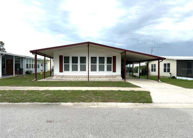 Property at 3910 Sarah Dr, Wesley Chapel, FL 33543, 2 beds, 2 baths
