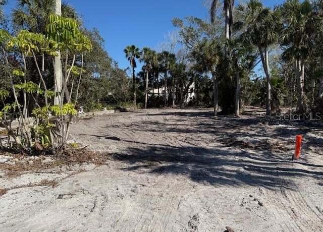 Property at 580 Neptune Ave, Longboat Key, FL 34228