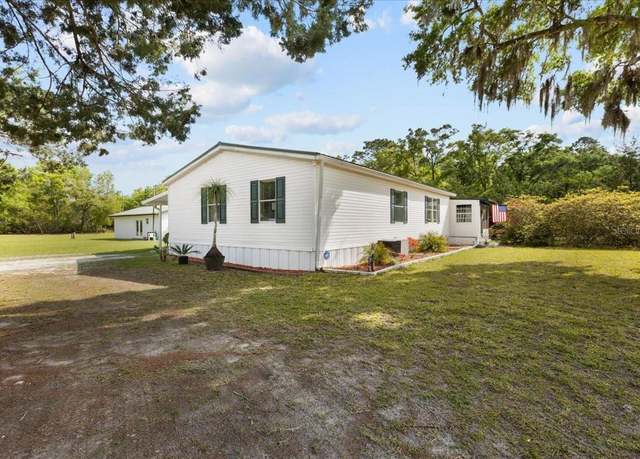 Property at 6051 NW 82nd Ln, Chiefland, FL 32626, 2 beds, 2 baths