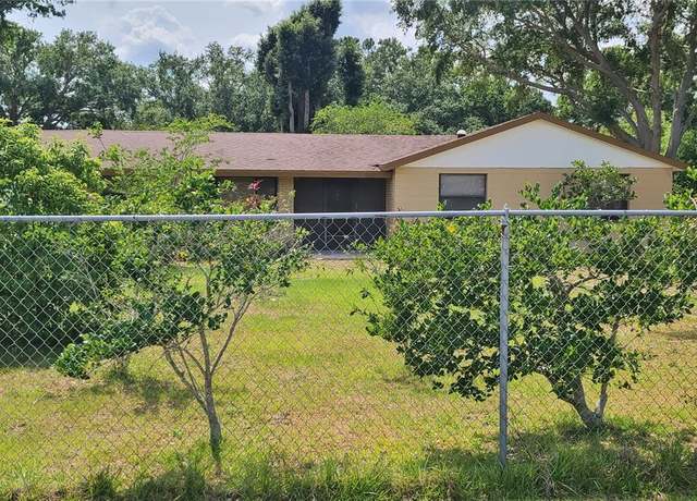 Property at 5211 Berkley Rd, Auburndale, FL 33823, 3 beds, 2 baths