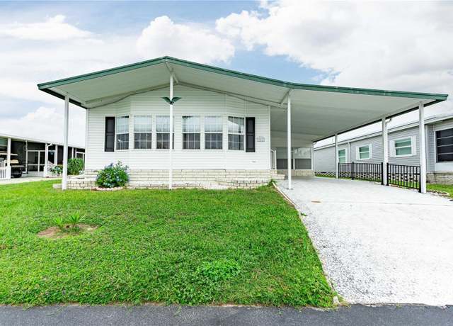 Property at 37617 Amigo Dr, Zephyrhills, FL 33541, 2 beds, 2 baths