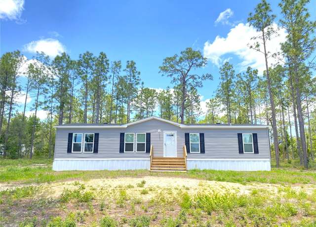 Property at 1830 NE 124th Ave, Williston, FL 32696, 4 beds, 2 baths