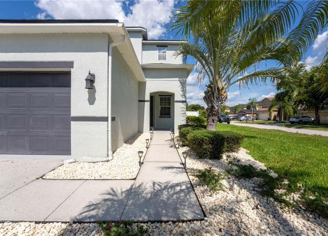 Property at 9110 Lantern Oak Way, Land O Lakes, FL 34638, 5 beds, 3 baths