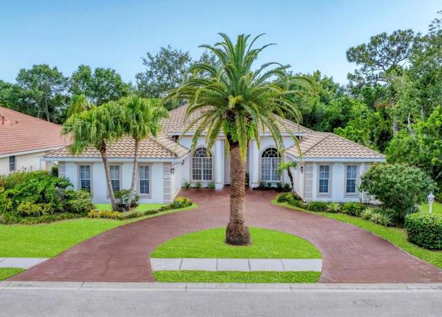 Property at 6620 Saint James Xing, University Park, FL 34201, 3 beds, 3 baths