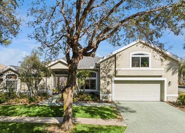 Property at 47 Lagare St, Palm Coast, FL 32137, 4 beds, 3 baths