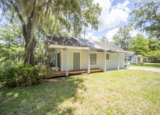 Property at 2886 N C 470, Lake Panasoffkee, FL 33538, 2 beds, 1 bath