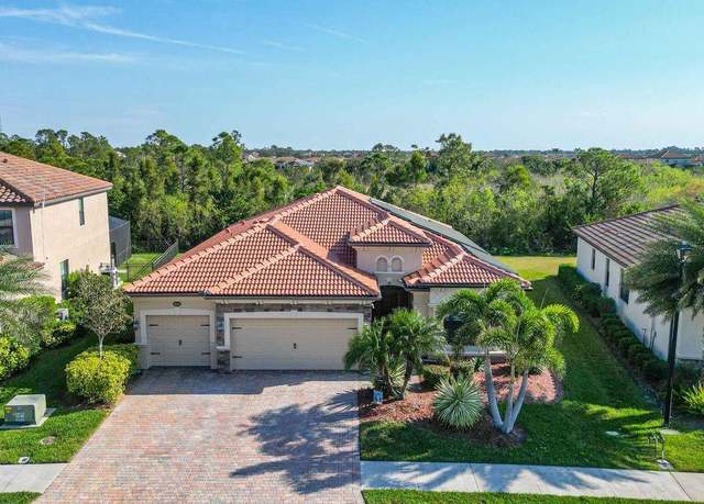 Property at 20590 Granlago Dr, Venice, FL 34293, 4 beds, 2 baths