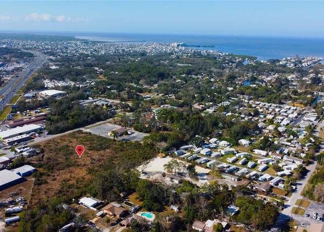 Property at 7625 New Jersey Ave, Hudson, FL 34667