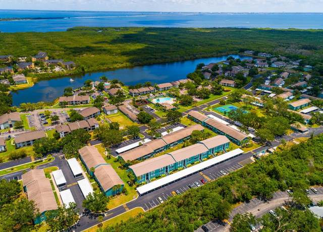 Property at 255 114th Ave N #4, St Petersburg, FL 33716, 2 beds, 1 bath