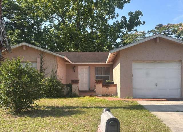 Property at 1810 NE 29th Pl, Ocala, FL 34479, 3 beds, 2 baths