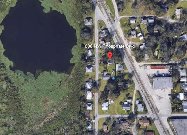 Property at 606 NW Phosphate Blvd, Mulberry, FL 33860