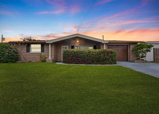 Property at 5147 Perennial Dr, Holiday, FL 34690, 3 beds, 2 baths