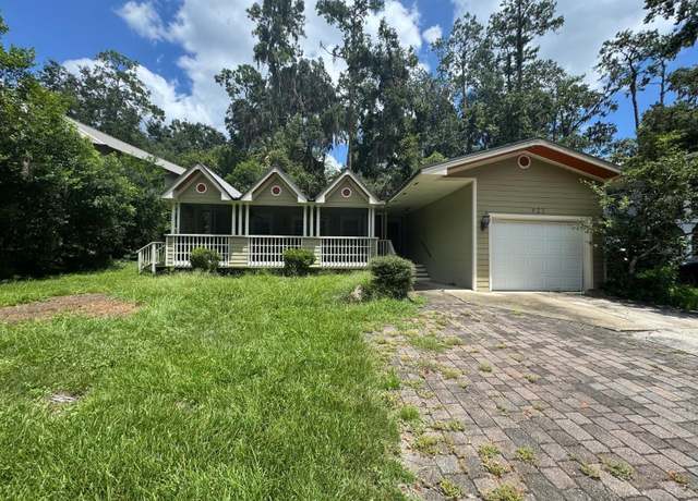 Property at 623 SW 28th St, Gainesville, FL 32607, 3 beds, 2 baths