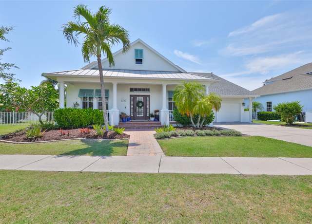 Property at 5710 Tortoise Pl, Apollo Beach, FL 33572, 3 beds, 3 baths
