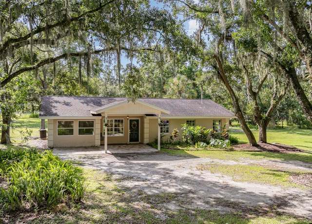 Property at 5910 Timberwood Dr, Lakeland, FL 33811, 3 beds, 2 baths
