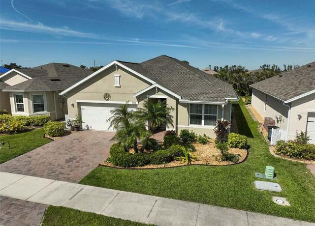 Property at 8928 Excelsior Loop, Venice, FL 34293, 3 beds, 2 baths