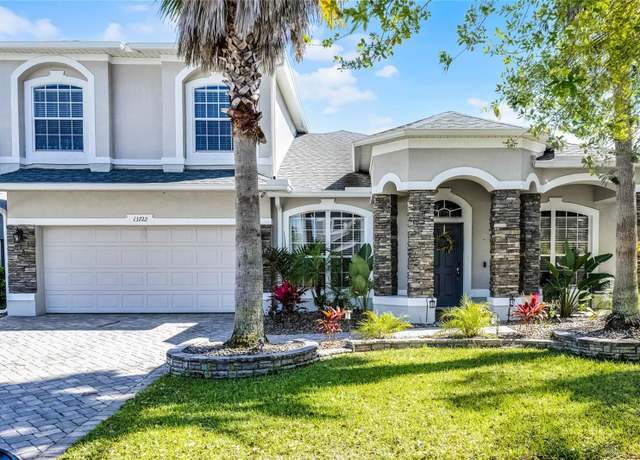 Property at 13722 Fox Glove St, Winter Garden, FL 34787, 5 beds, 3 baths
