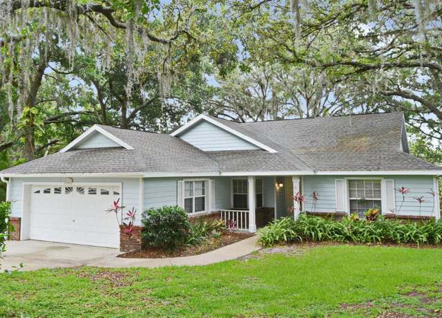 Property at 33042 Lake Bend Cir, Leesburg, FL 34788, 3 beds, 2 baths