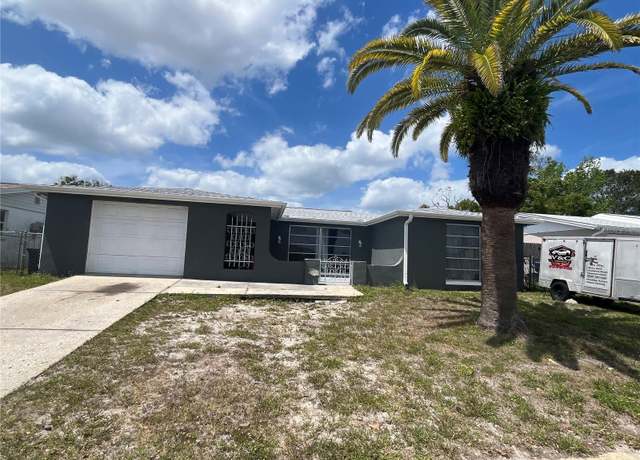 Property at 9815 Wayside Ln, Port Richey, FL 34668, 3 beds, 2 baths