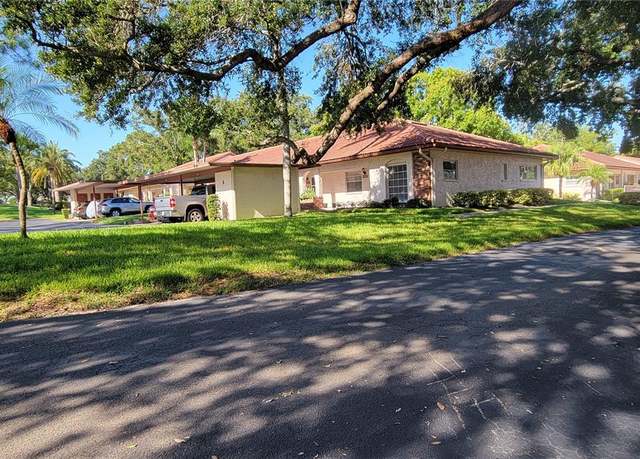 Property at 1210 Montrose Pl, Dunedin, FL 34698, 2 beds, 2 baths