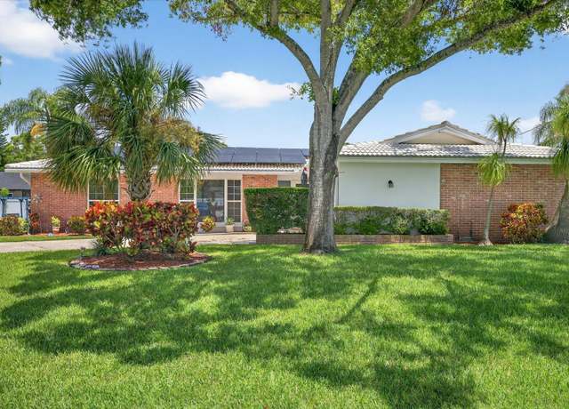 Property at 1228 Inverness Dr, Dunedin, FL 34698, 3 beds, 2 baths
