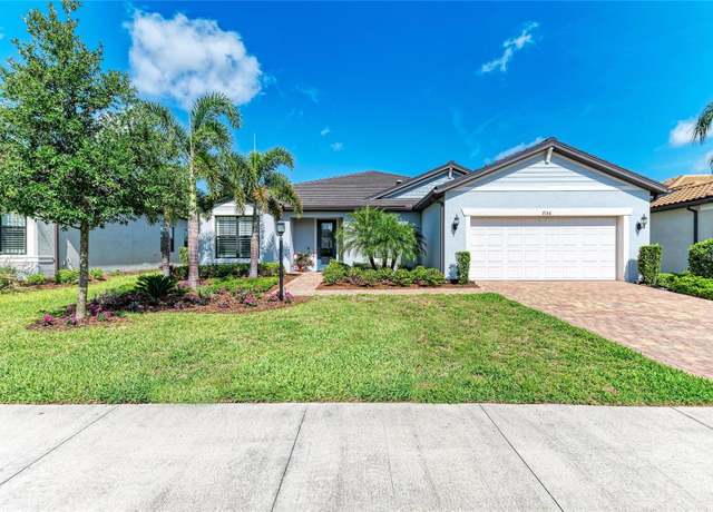 Property at 7136 Summerland Cv, Bradenton, FL 34202, 2 beds, 2.5 baths
