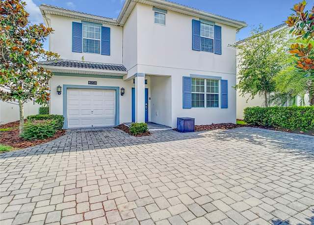 Property at 4704 Sleepy Hollow Dr, Kissimmee, FL 34746, 6 beds, 5 baths