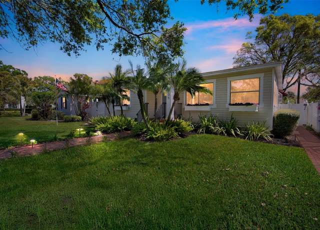 Property at 1235 14th St N, St Petersburg, FL 33705, 3 beds, 2 baths