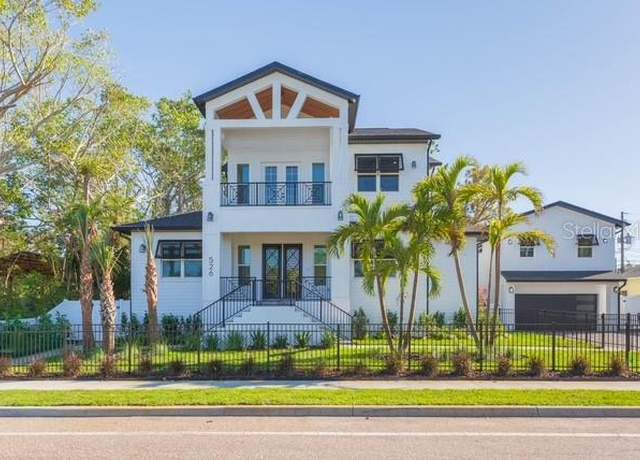 Property at 526 39th Ave S, St Petersburg, FL 33705, 4 beds, 3.5 baths