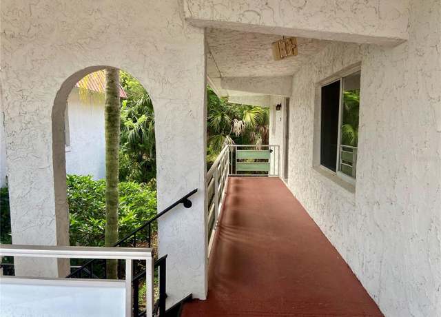 Property at 1100 Martinique Dr #208, Winter Haven, FL 33884, 2 beds, 2 baths
