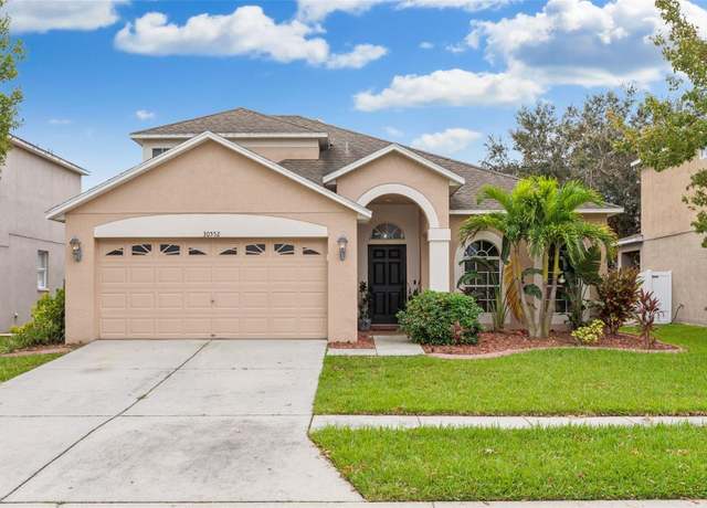 Property at 30552 Latourette Dr, Wesley Chapel, FL 33545, 5 beds, 3 baths
