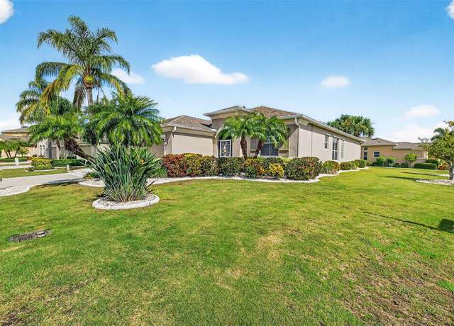 Property at 401 Noble Faire Dr, Sun City Center, FL 33573, 2 beds, 2 baths