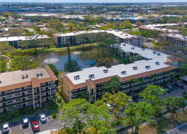 Property at 425 30th Ave W Unit C201, Bradenton, FL 34205, 2 beds, 2 baths